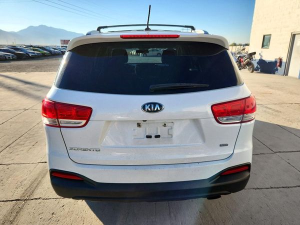 2016 KIA SORENTO L / LX — DIRR