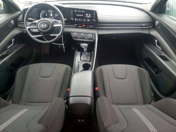 2025 HYUNDAI ELANTRA SE — CKPT