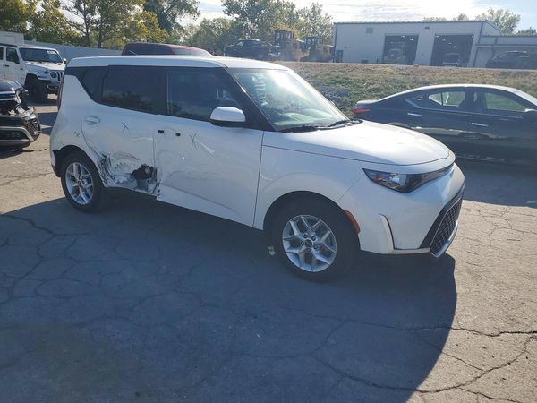 2025 KIA SOUL LX, S — Passenger 3/4