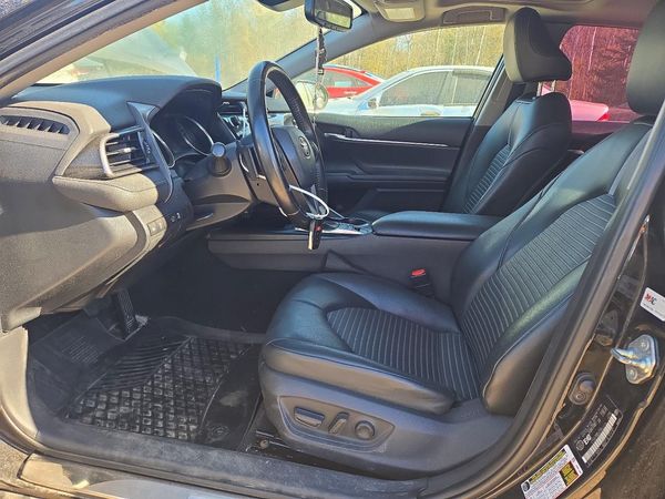 2020 TOYOTA CAMRY — DENT