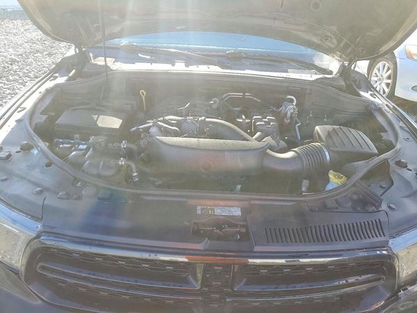 2018 DODGE DURANGO SXT — Engine bay