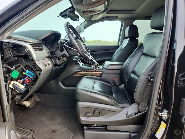 2020 CHEVROLET SUBURBAN LT — DENT