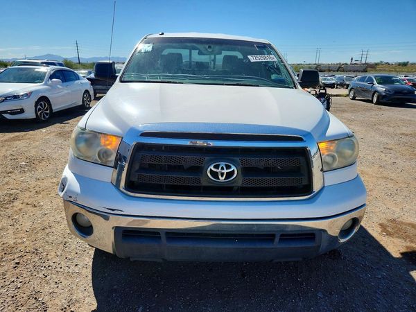 2013 TOYOTA TUNDRA SR5 — DIRF
