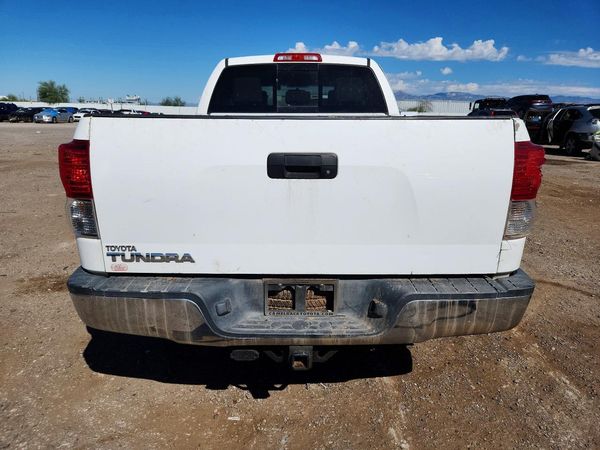 2013 TOYOTA TUNDRA SR5 — DIRR