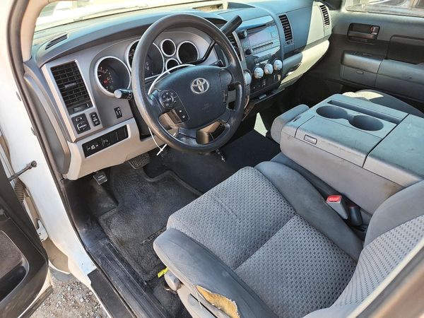 2013 TOYOTA TUNDRA SR5 — CKPT