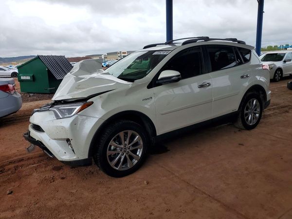 2017 TOYOTA RAV4 Ltd Hybrid — Front 3/4