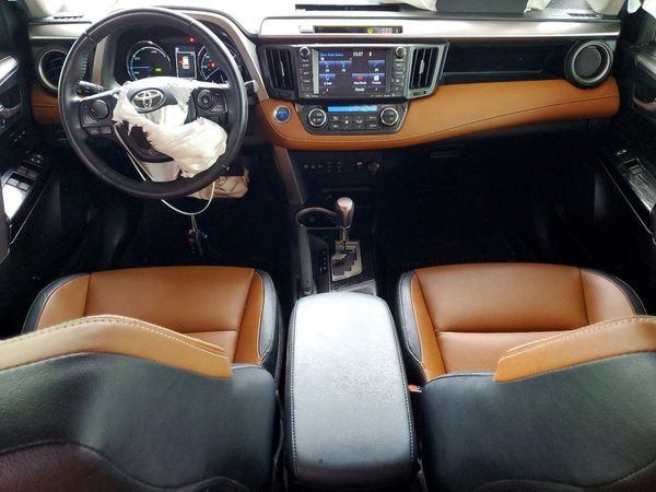 2017 TOYOTA RAV4 Ltd Hybrid — CKPT