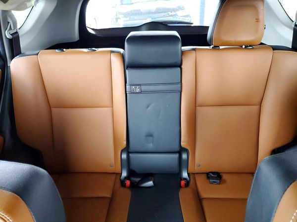 2017 TOYOTA RAV4 Ltd Hybrid — SUVN