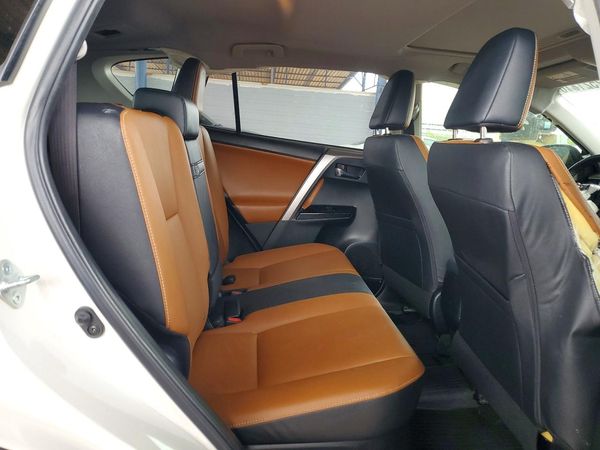 2017 TOYOTA RAV4 Ltd Hybrid — PSRS