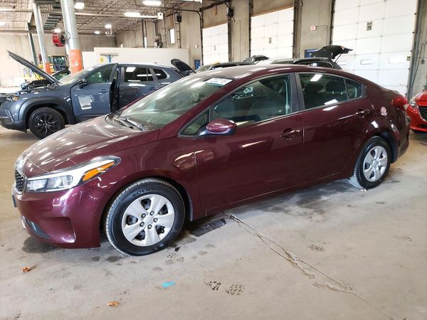 2017 KIA FORTE — DSFA — Front 3/4