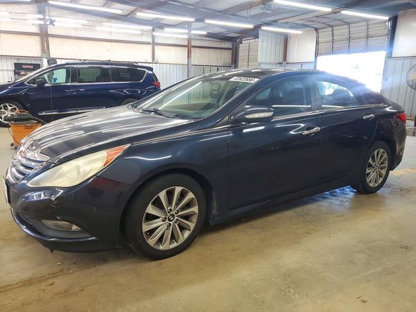 2014 HYUNDAI SONATA — Front 3/4