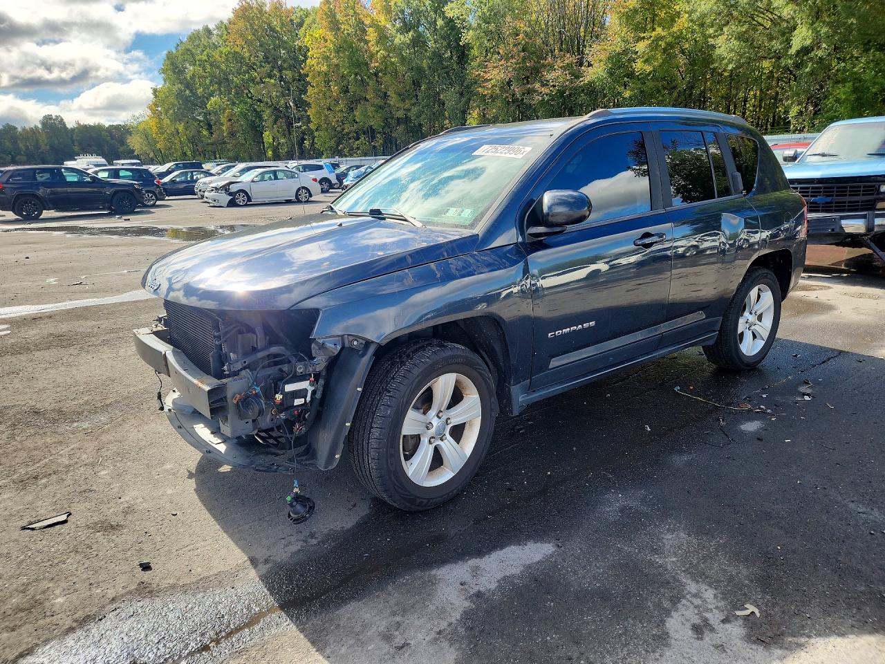 2014 JEEP COMPASS Latitude — Front 3/4