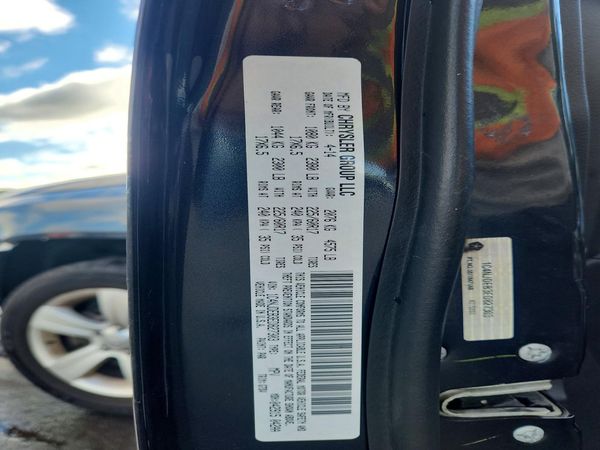 2014 JEEP COMPASS Latitude — VINS
