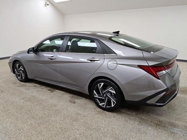 2024 HYUNDAI ELANTRA Limited — DSRA