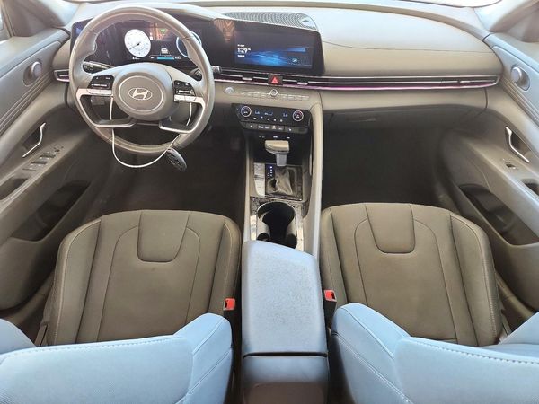 2025 HYUNDAI ELANTRA SEL Convenience — CKPT