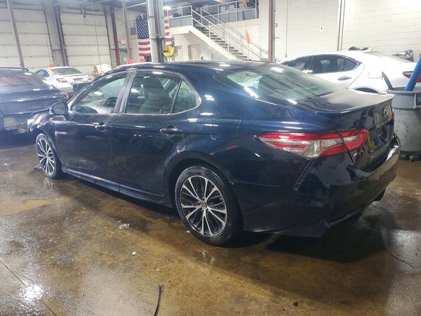 2018 TOYOTA CAMRY