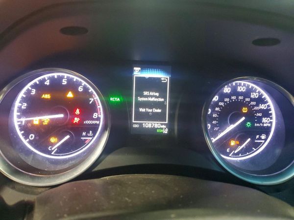 2018 TOYOTA CAMRY