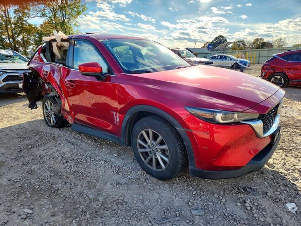2022 MAZDA CX-5 Preferred Package — Passenger 3/4