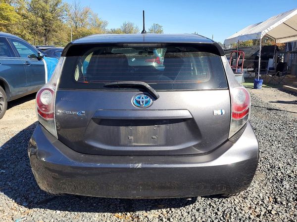 2013 TOYOTA PRIUS — DIRR