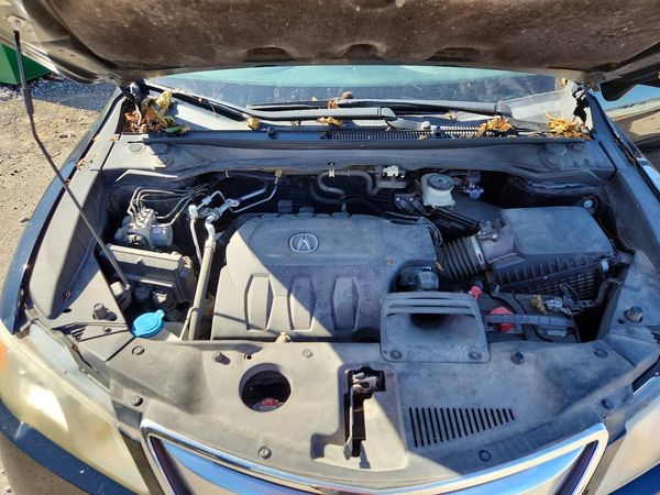 2015 ACURA RDX — Engine bay