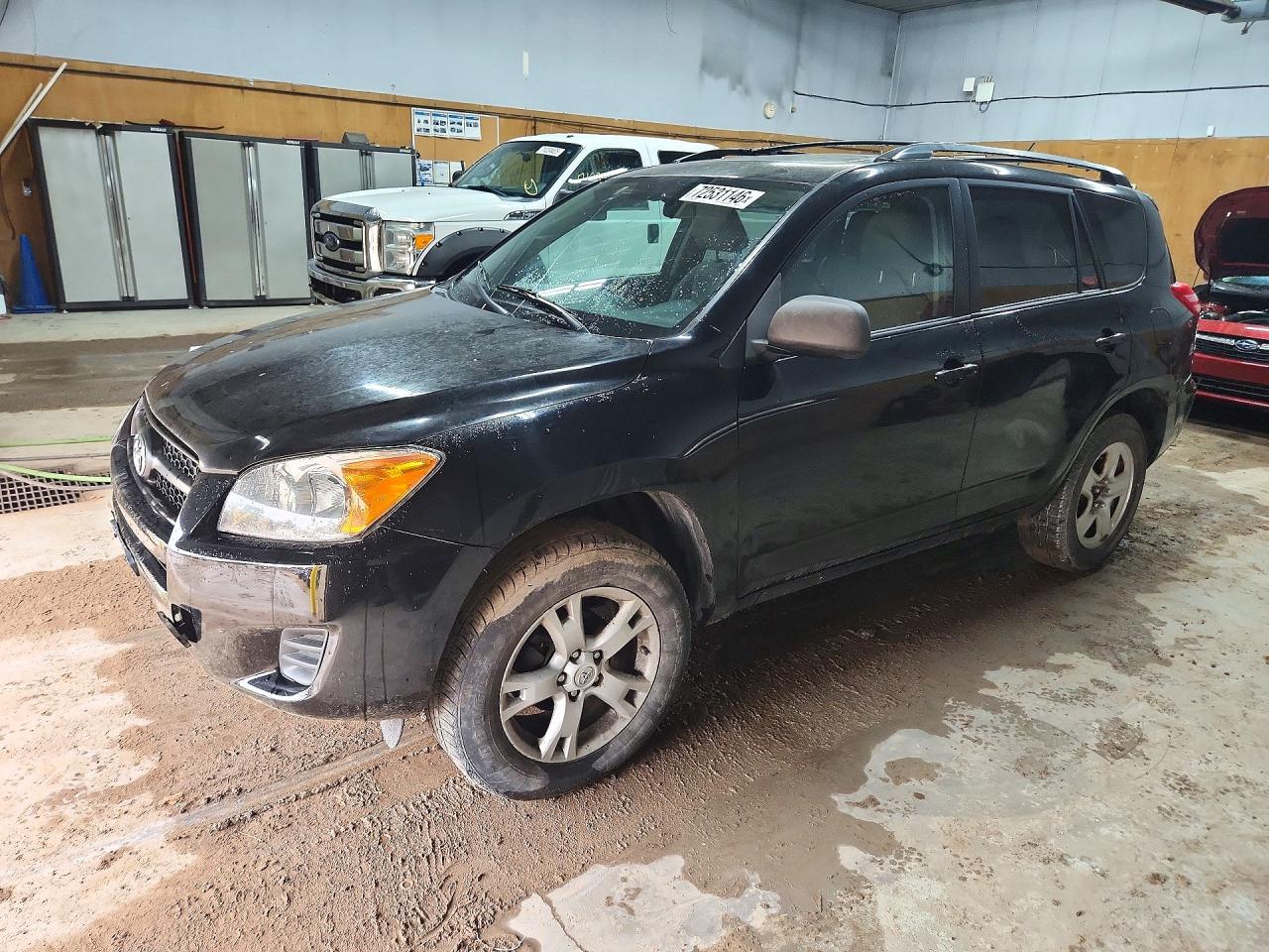 2012 TOYOTA RAV4 Standard — Front 3/4