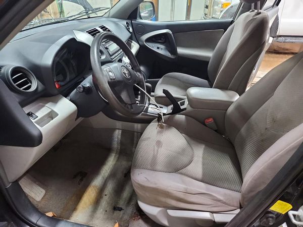 2012 TOYOTA RAV4 Standard — DENT