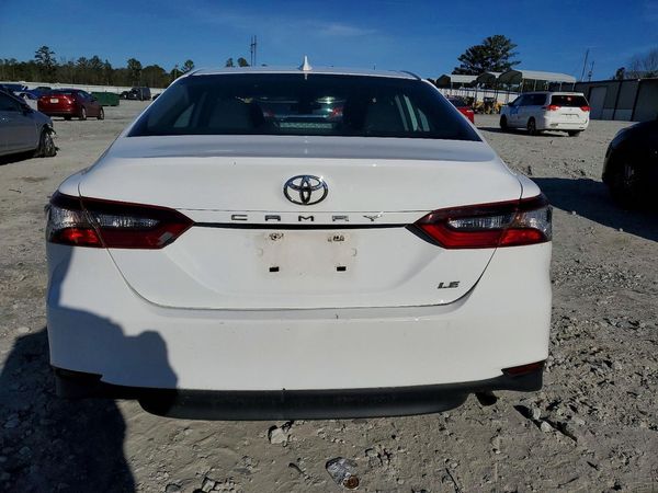 2022 TOYOTA CAMRY