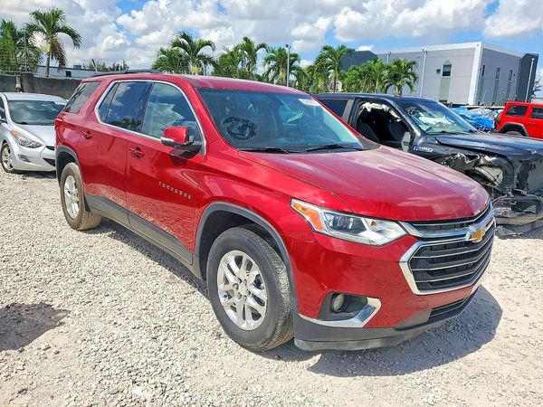 2021 CHEVROLET TRAVERSE LT — Passenger 3/4