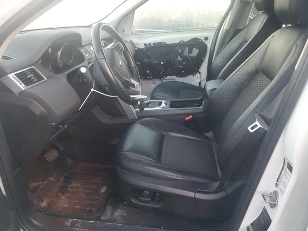 2017 LAND ROVER DISCOVERY SPORT SE — DENT