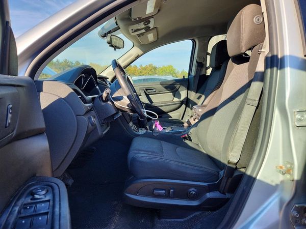 2017 CHEVROLET TRAVERSE 1LT — DENT