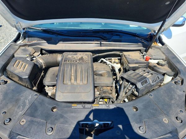 2016 CHEVROLET EQUINOX LTZ — Engine bay