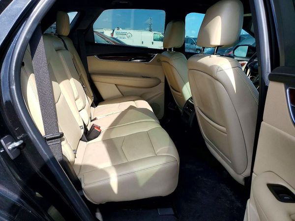 2018 CADILLAC XT5 Premium Luxury — PSRS