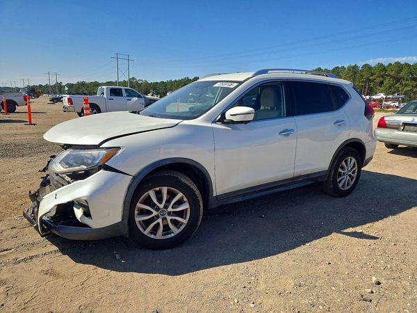 2018 NISSAN ROGUE — Front 3/4