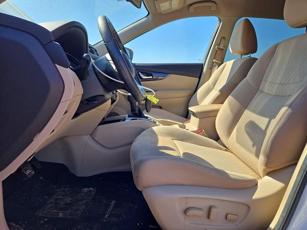 2018 NISSAN ROGUE — DENT
