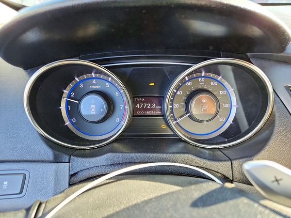 2012 HYUNDAI SONATA Middle level