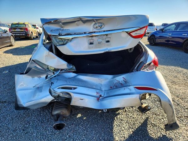 2012 HYUNDAI SONATA Middle level — DIRR