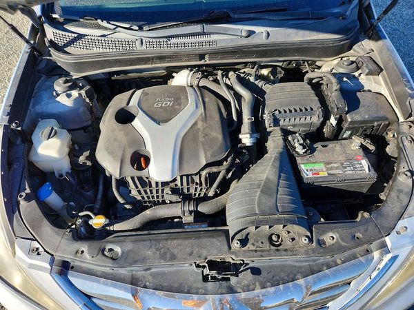 2012 HYUNDAI SONATA Middle level — Engine bay