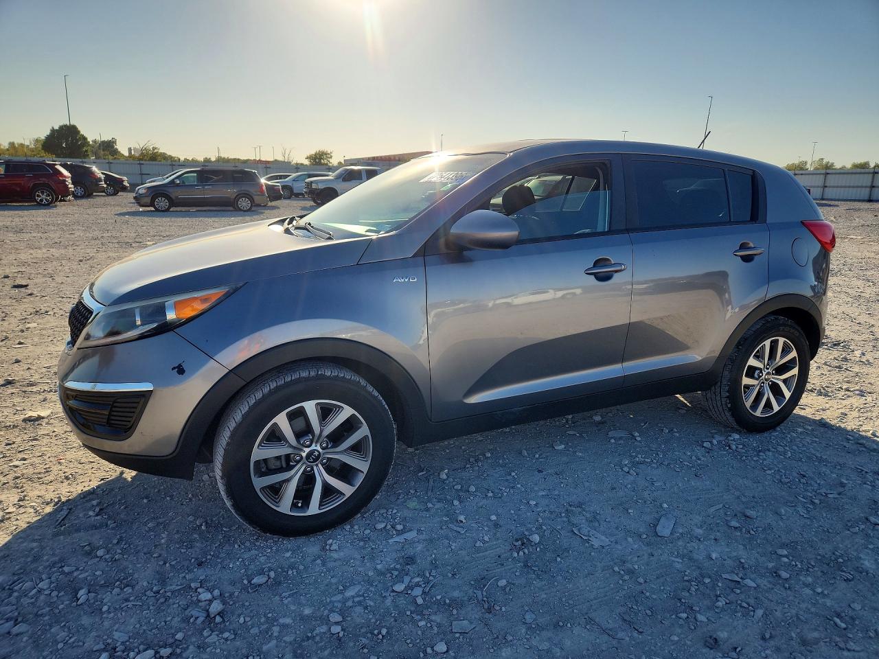 2016 KIA SPORTAGE LX w/Popular Pkg — Front 3/4