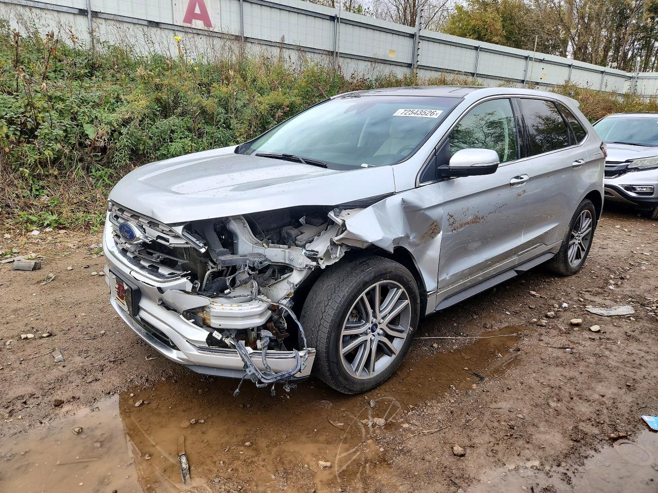 2019 FORD EDGE Titanium — Front 3/4