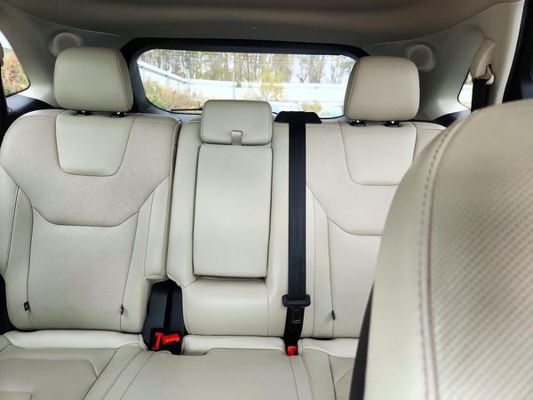 2019 FORD EDGE Titanium — SUVN