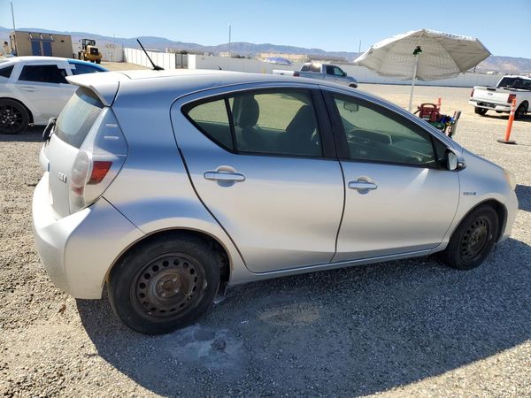 2013 TOYOTA PRIUS — PSRA