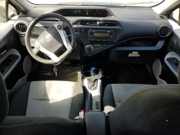 2013 TOYOTA PRIUS — CKPT