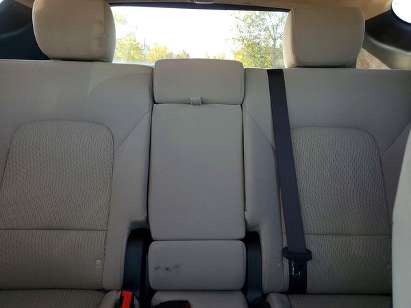 2017 HYUNDAI SANTA FE Base — SUVN