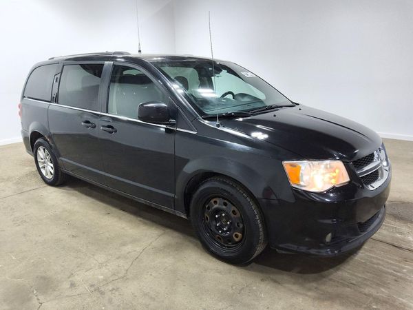 2019 DODGE CARAVAN SXT — Passenger 3/4