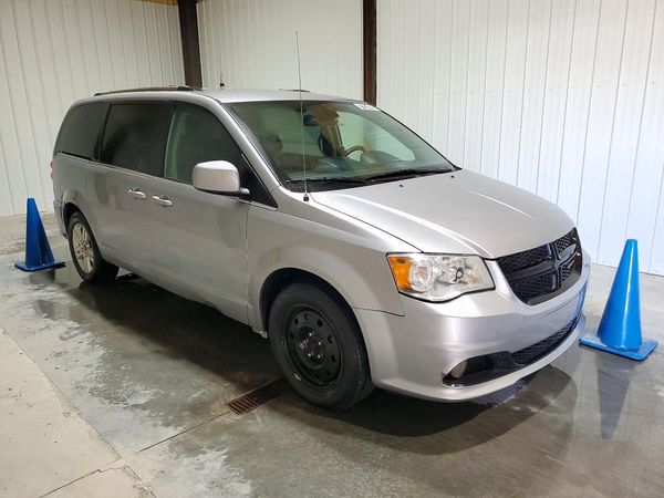 2019 DODGE CARAVAN SXT — Passenger 3/4