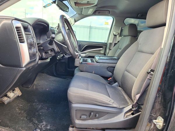 2017 CHEVROLET SILVERADO LT — DENT