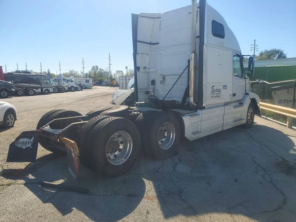 2014 VOLVO VN — PSRA