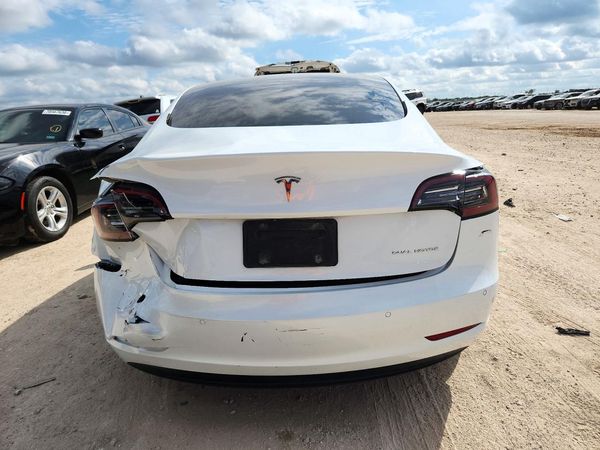 2022 TESLA MODEL 3 — DIRR