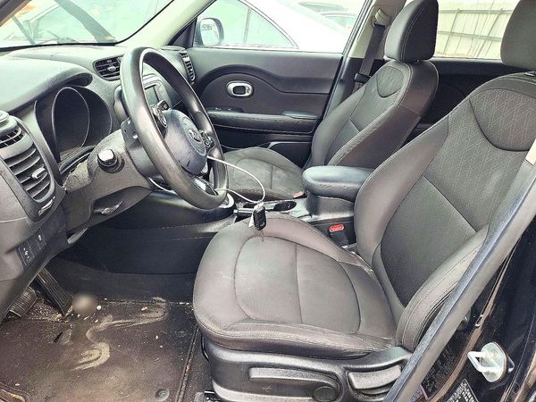 2019 KIA SOUL Base — DENT