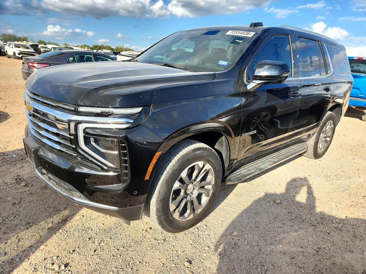 2025 CHEVROLET TAHOE LT — Front 3/4
